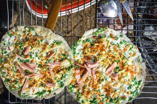 12 Tasting Street Food & Sightseeing By Scooter with Student - Your route: districts 1, 3, 4, 5, and 10 (and why that coverage helps)