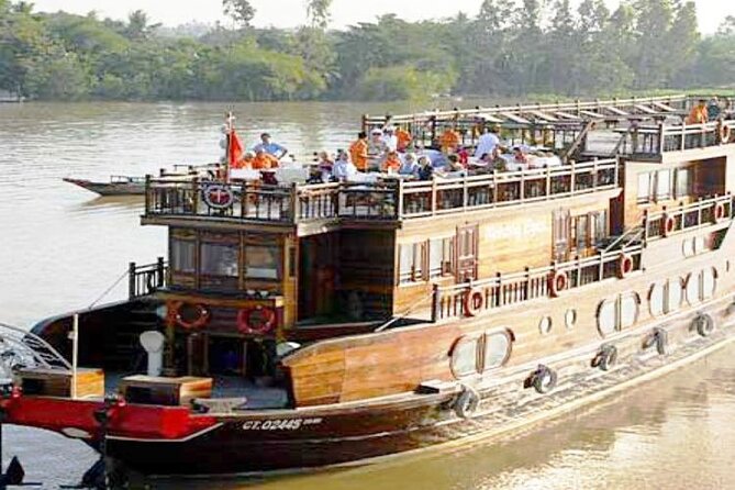 Bassac Mekong Delta Cruise 2Days - 1Night - Day 2 morning: a 6:30 breakfast and the Tra On floating market