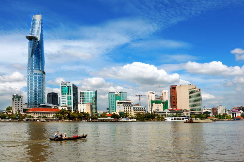 Bitexco Financial Tower: Saigon Sky Deck - Fast Track Ticket - The Ao Dai Museum: your cultural pause above the traffic