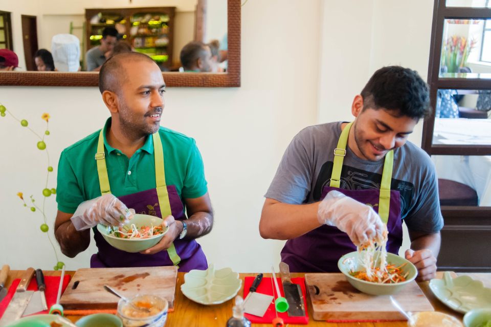 Cooking Class with Ben Thanh Market visit - Vegetarian and allergy adaptations: ask early, and you can still join
