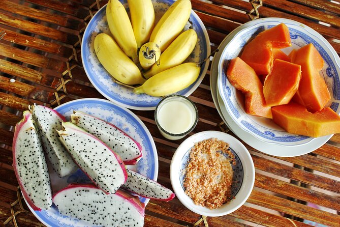 Cu Chi Tunnels and Mekong Delta 1 Day Tour from Ho Chi Minh City - The lunch break on the way to the Mekong: local food, not a rushed snack