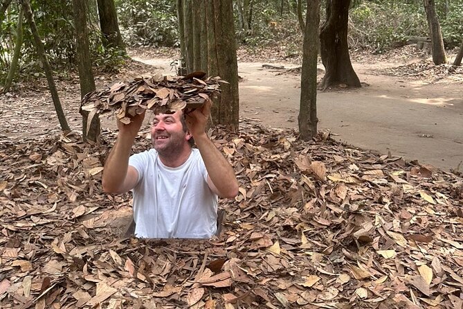 Cu Chi Tunnels and Mekong Delta 1 Day Tour from Ho Chi Minh City - Getting from Ho Chi Minh City to Cu Chi Tunnels: 60 km of early momentum