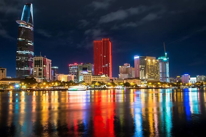 Dinner On Cruise In Ho Chi Minh City With Private Table - Weather and timing: the small details that change everything