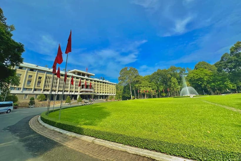 Free E-Sim War Remnants Museum & Independence Palace Tour - War Remnants Museum: How to Get More Out of Hard Exhibits