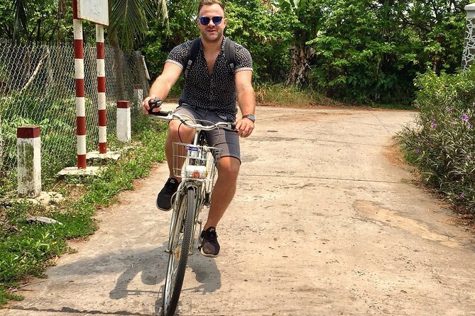 From HCM city: Private Mekong Delta - Ben Tre Full-Day Tour - Guides and drivers: what makes the day feel safe and fun