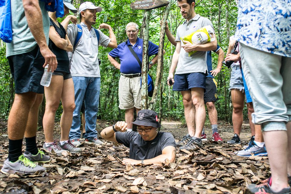 From Ho Chi Minh: Cu Chi Tunnels and VIP Speedboat Tour - Entering the Cu Chi Tunnels With an English Guide