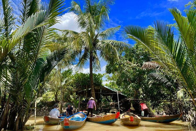 Full-Day Tour in Mekong Delta with Pick Up in Central District 1 - Tien River Boat Time: Floating Fish Farms and Rach Mieu Bridge Views