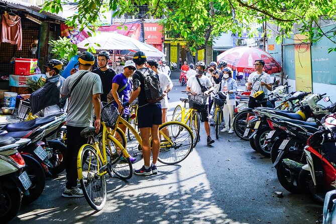 Half Day - Saigon Off-the-Beaten-Path - City Cycling Tour - District 4: street-food lanes and side alleys with momentum