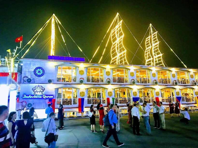 HCM: Saigon River Dinner Cruise - On board: live music, photo time, and staff that keep things moving