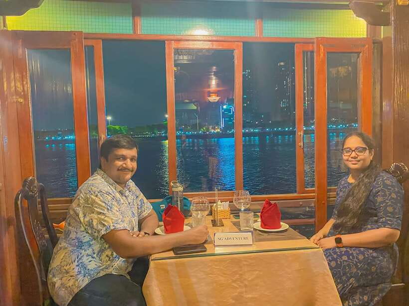 HCM: Saigon River Dinner Cruise - Dinner on the water: buffet vs set menu, plus what to expect