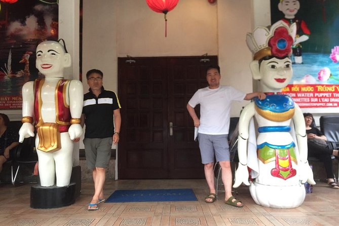 Ho Chi Minh City by Night including Water Puppet Show and Dinner on cruise - How the Guide Helps You Follow Along (Even in Vietnamese)