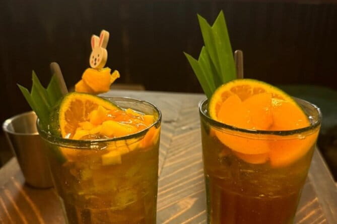 Ho Chi Minh City Food Tour with 8+ Authentic Local Tastings - Stop 1: Ben Nghe Street Food—your first taste and your first Saigon lesson