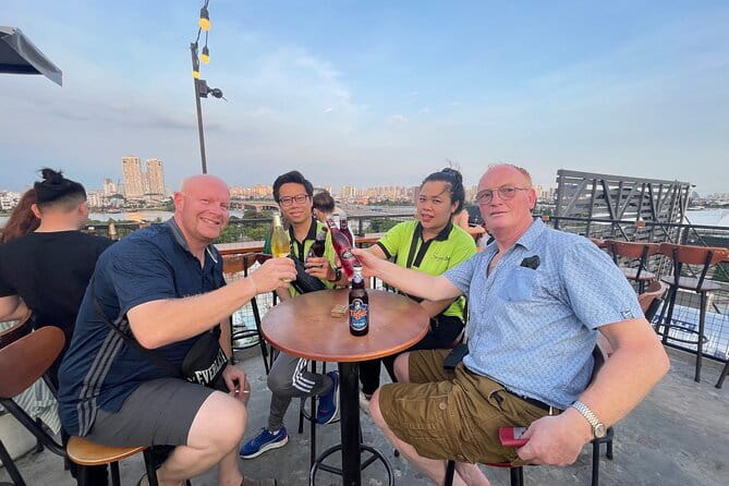 Ho Chi Minh City Food Tour with 8+ Authentic Local Tastings - Stop 5: Nguyễn Huệ pedestrian street—walking, tasting, and finding your next order