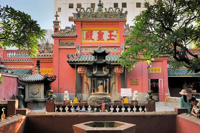 Ho Chi Minh City Half Day Afternoon - 6 Major Attractions - Ben Thanh Market: the payoff stop for snacks and orientation