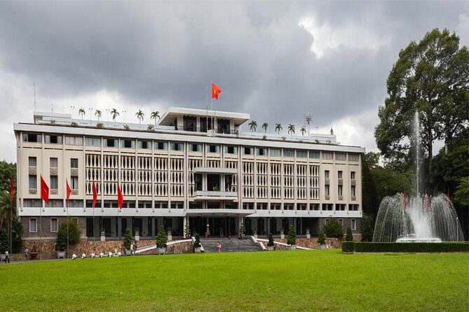 Ho Chi Minh City: Highlights & Hidden Gems - Free Walking Tour - Saigon City Book Street: a calm finish for your brain