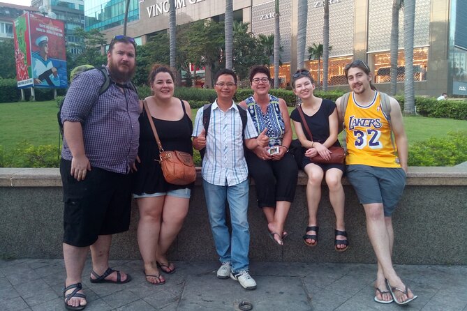 Ho Chi Minh City: Highlights & Hidden Gems - Free Walking Tour - Nguyen Hue Street and the café apartment hangout