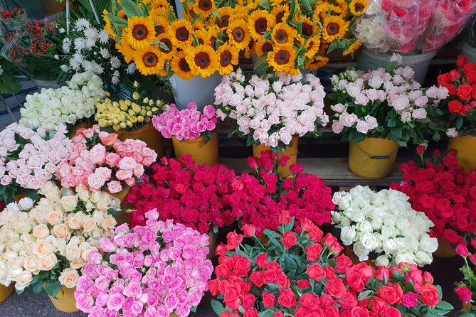 Ho Chi Minh City Private Tour With A Local Expert - Ho Thi Ky Flower Market: colors, routines, and friendly faces