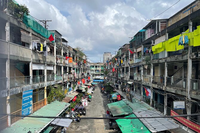 Ho Chi Minh City Sightseeing, midnight, Shopping tours by scooter - Rush Saigon: the 2-hour shortcut with one key rule