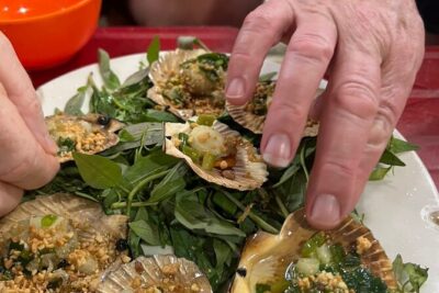 Ho Chi Minh City Sightseeing & Street Food Tasting Experience - Ho Thi Ky Food & Flower Market in District 10: Where Colors and Snacks Meet