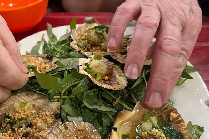 Ho Chi Minh City Sightseeing & Street Food Tasting Experience - Ho Thi Ky Food & Flower Market in District 10: Where Colors and Snacks Meet