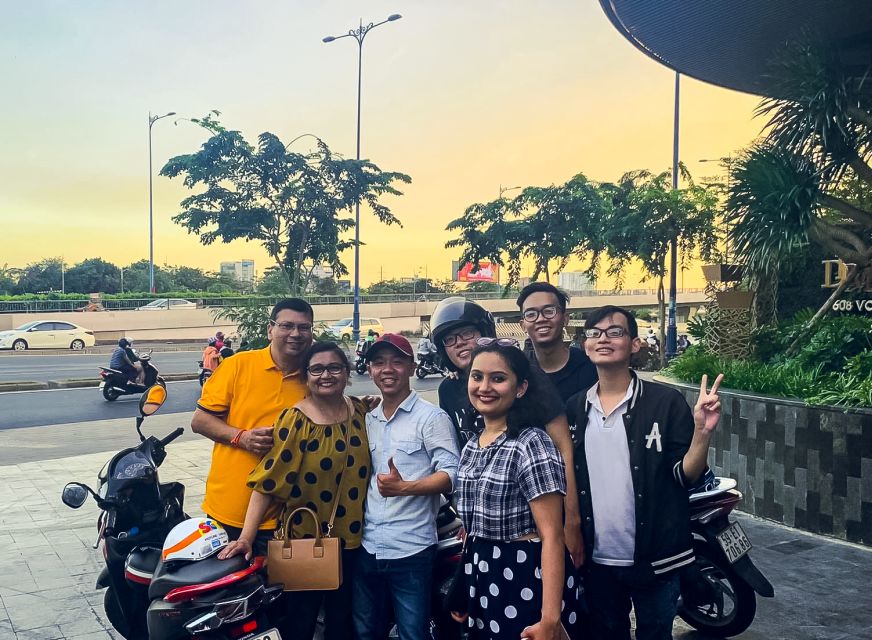 Ho Chi Minh City: Street Food and Sightseeing by Motorbike - Chinese Temple Stop: Religion You Can See and Ask About