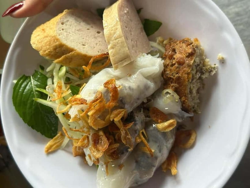 Ho Chi Minh City: Super Niche Walking Street Food Tour - Who Should Book This Saigon Vibes Walking Tour