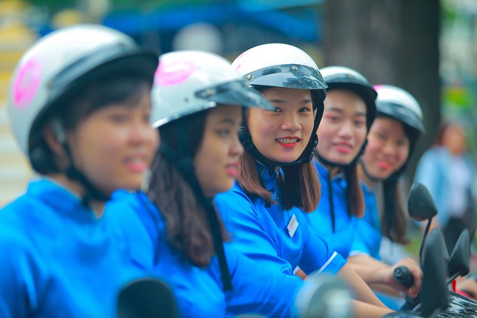 Ho Chi Minh City Tour by Motorbike with Female Riders | KissTour - Coffee and the included meal: why food stops make this tour worth it