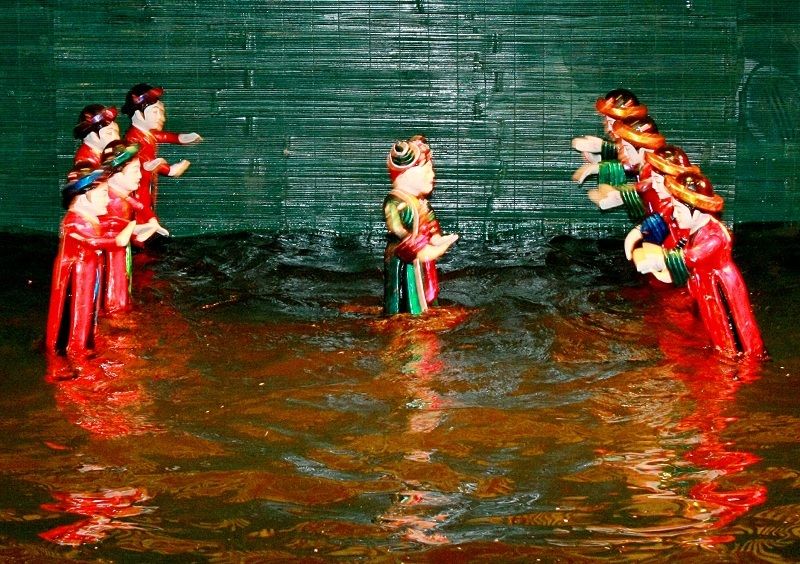 Ho Chi Minh City: Water Puppet Show and Dinner Cruise - Choosing Your Seats: How to Get the Best View at the Theater