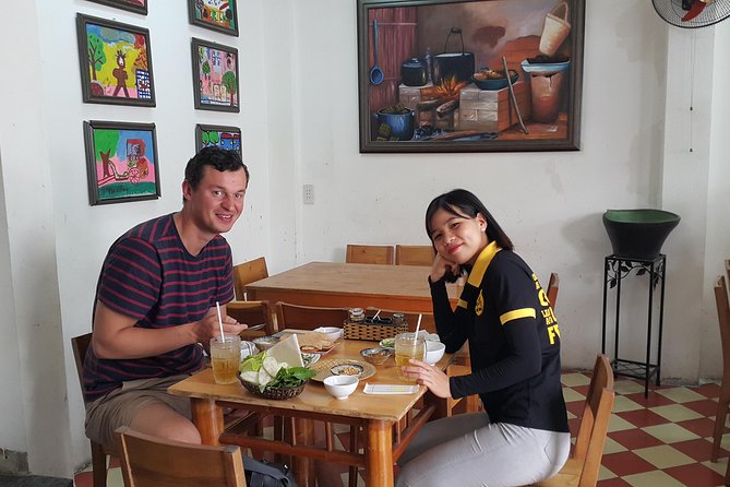 Ho Chi Minh City’s most delicious street food tour by motorbike - Stop 2 in Bình Thạnh: where street food becomes a food-geek moment