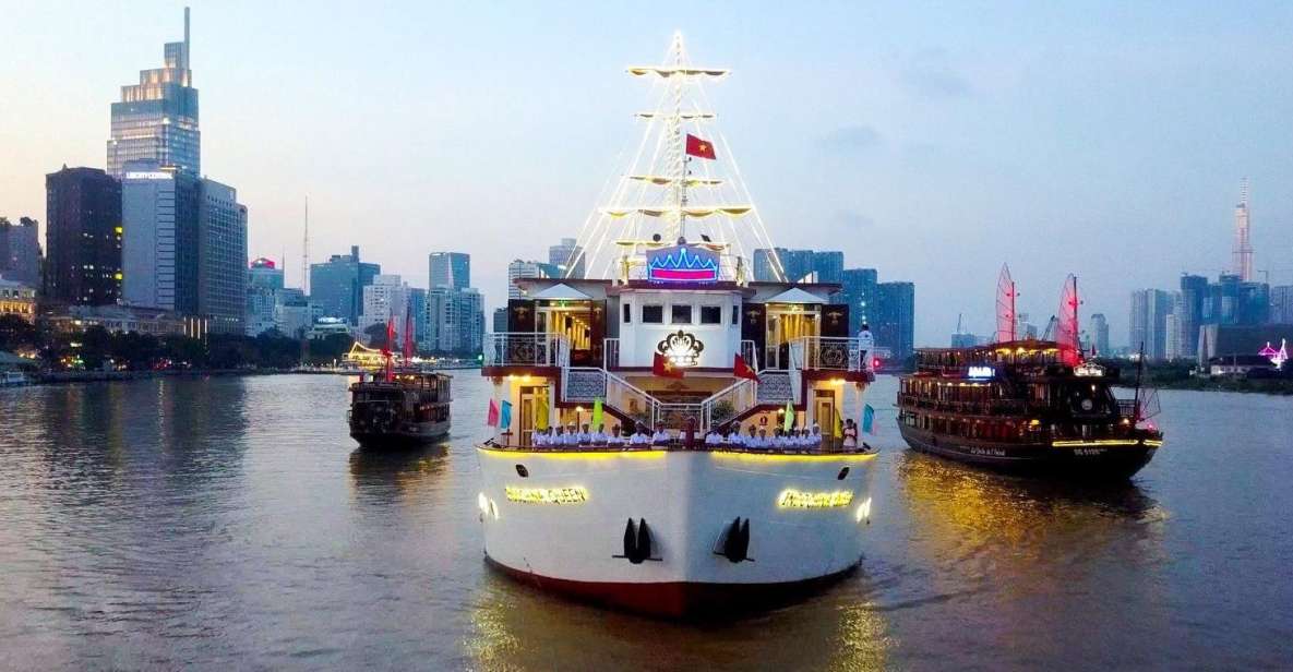 Ho Chi Minh: Private City Tour and Dinner Cruise with Buffet - Cyclo vs scooter: picking the kind of Saigon night you want
