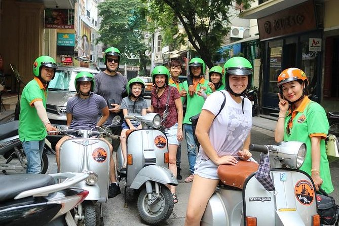 Ho Chi Minh Vespa City Tour 4,5 hours - Stop 3: Independence Palace—quick outside views with photo time