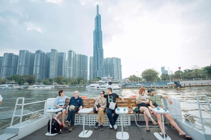 Lively Saigon River Sightseeing Cruise + Guided Walking Tour - Itinerary Walkthrough: What Happens at Each Stop