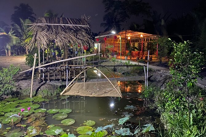 Mekong 2D1N SMALL GROUP Stay at Family Homestay WITH BBQ DINNER - The Family Homestay in Bến Tre: Tiny Garden, Real Free Time, BBQ Campfire Dinner