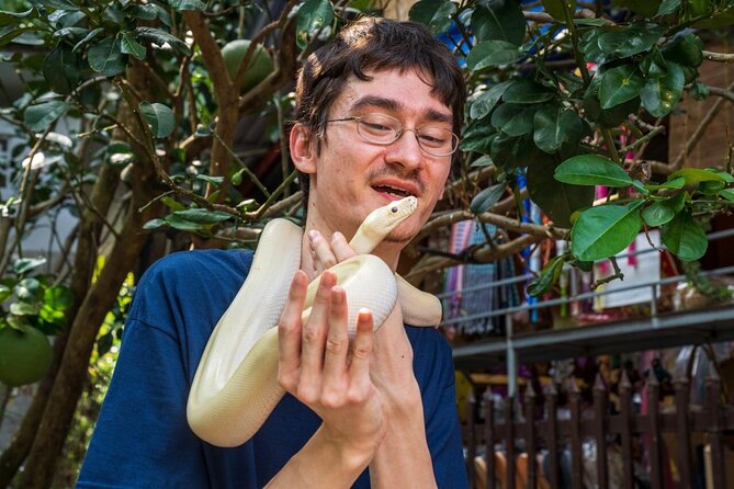 Mekong Delta tour: My Tho - Ben Tre 1 day by DGT - Ben Tre Village Walk and the 7-Course Lunch