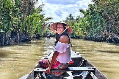 Mekong Delta VIP Tour - Transportation by Limousine - Morning Start at 8:00: Vinh Trang Temple First