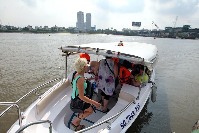 Morning CuChi Tunnels-Tapioca-Secret Traps Luxury Speedboat 2Ways - Cu Chi Tunnels: Traps, Exhibits, and the Tunnel Crawl Choice