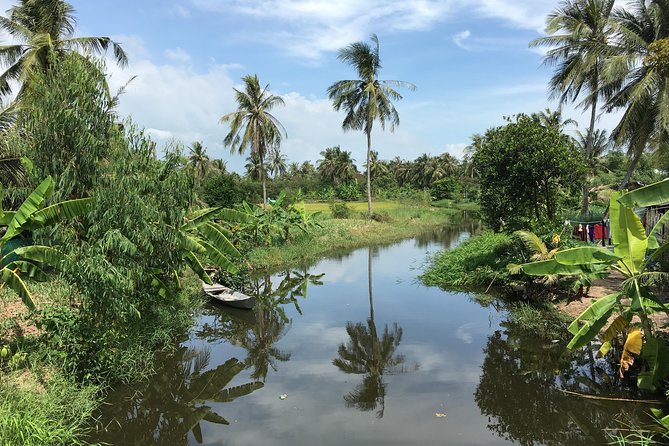 Private Authentic Mekong River Full Day Trip - Non Touristic Mekong delta - Mekong boat trip and a sampan cruise: the river angle you want