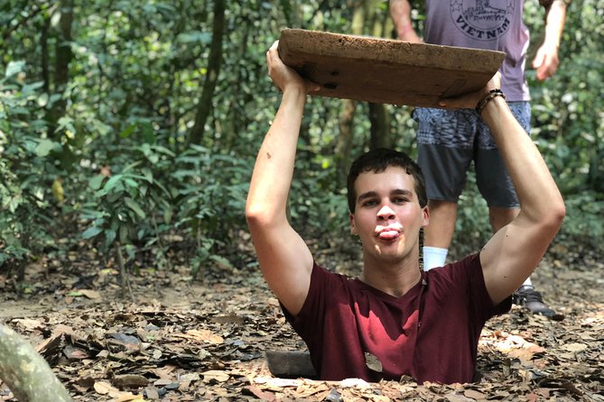 Private Cu Chi Tunnels Tour - Explore History & Off-the-path Local Sites - The morning ride: using the drive to understand the landscape