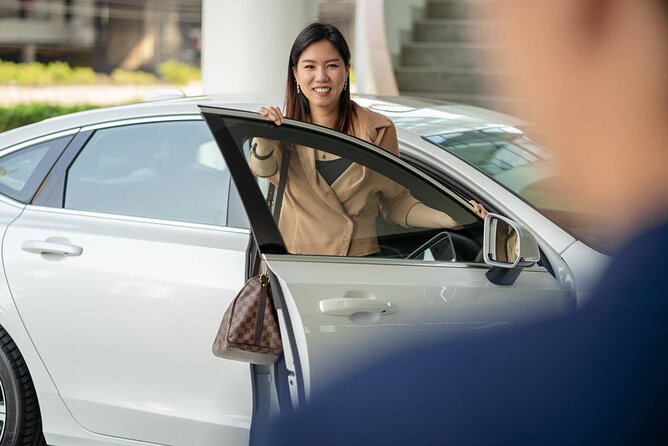Private Departure Transfer: Ho Chi Minh City Hotels to Tan Son Nhat Airport - What’s included (and what you should plan for)