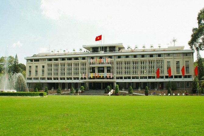 Private Ho Chi Minh City Tour Private Full day Guided Tour - Thien Hau Temple and Chinatown walking: a different pace of Saigon