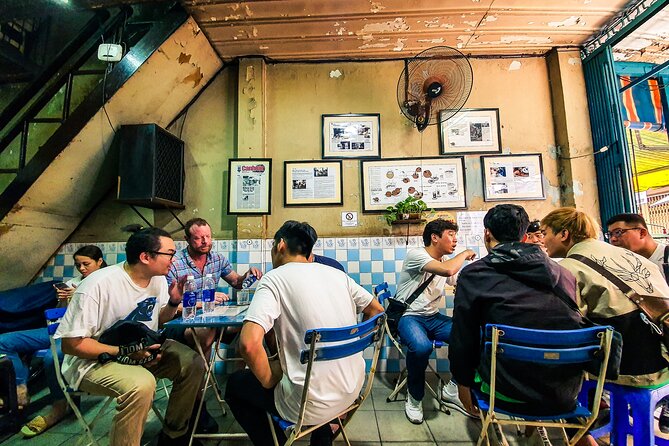 Private Local Food 4-hour Scooter Tour in Ho Chi Minh City - What to Expect From the Guide and the Ride