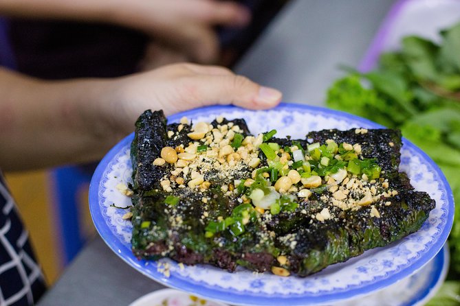Private Street Food Evening Walking Tour in Ho Chi Minh City - What you actually get for $49 and why it’s good value
