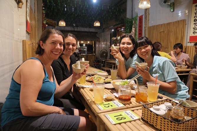 Private Vegan Food Tour in Ho Chi Minh City By Motorbike - Chợ Lớn (Quận 5) Chinatown stop: the contrast district for plant-based street bites
