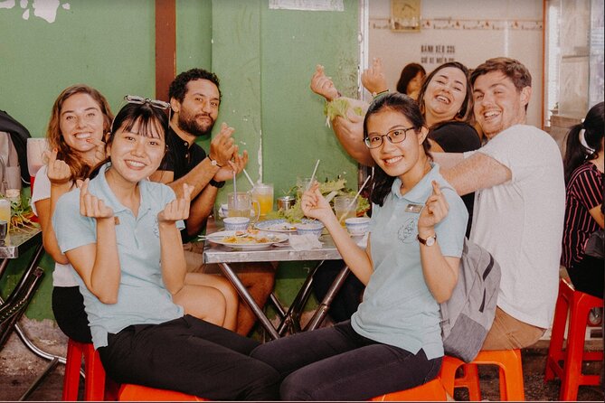 Saigon After Dark With Seafood, Beer & Live Music Bar - Ho Thị Kỷ Flower Market on Lê Hồng Phong: color in a working neighborhood