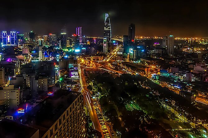 Saigon After Dark With Seafood, Beer & Live Music Bar - Rooftop views and the night bar atmosphere (seafood theme included)