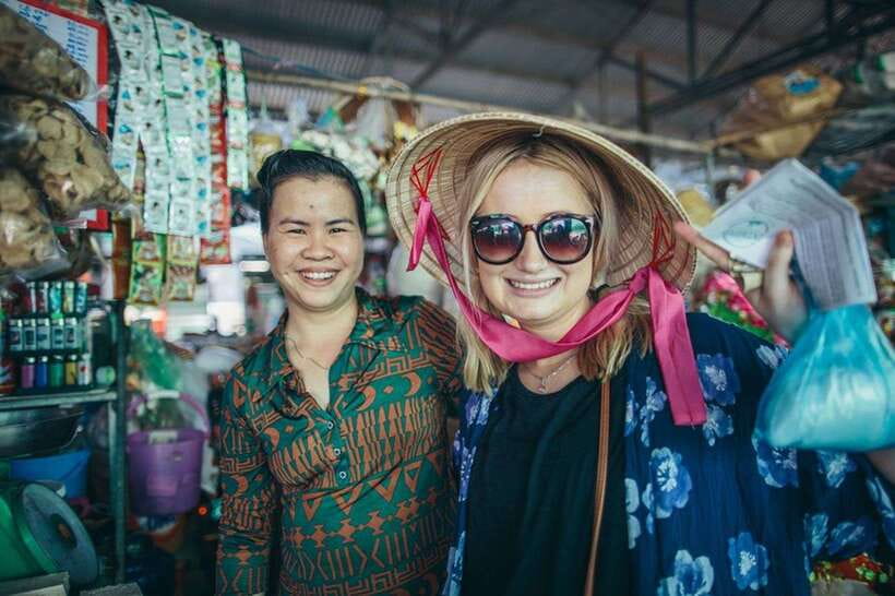 Saigon at Sunset: Ultimate Street Food Experience - The best reason to do Saigon street food after dark