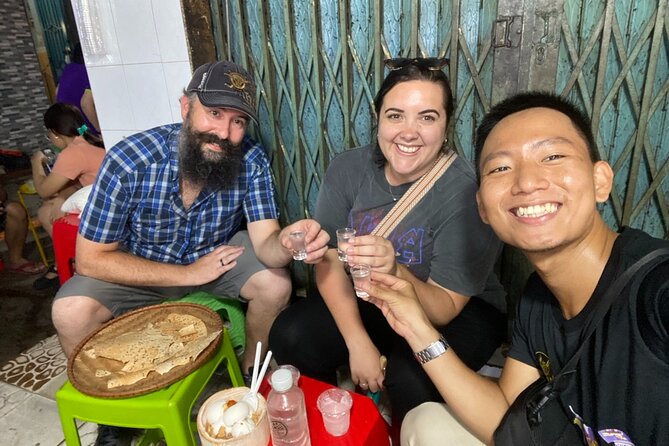 Saigon by Night: Private Street Food Walk You Can’t Miss - Bánh xèo and bánh khọt: the crispy pancake stop you’ll talk about later
