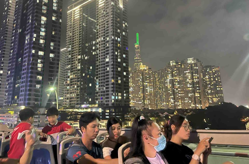 Saigon: City Sightseeing 45-Minute Panoramic Night Tour - Thu Thiem Bridges 1 and 2: When the Route Becomes Visual