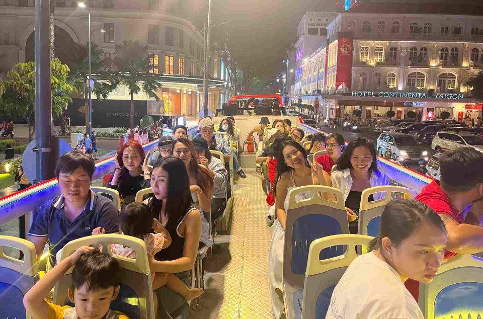 Saigon: City Sightseeing 45-Minute Panoramic Night Tour - Turtle Lake: Local Night Life in a Social Hub