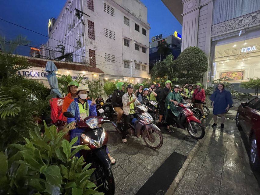 Saigon: Day-Night Sights & Local Food Tour l Female Option - District 4: The Smallest District With a Lot of Different Traditions
